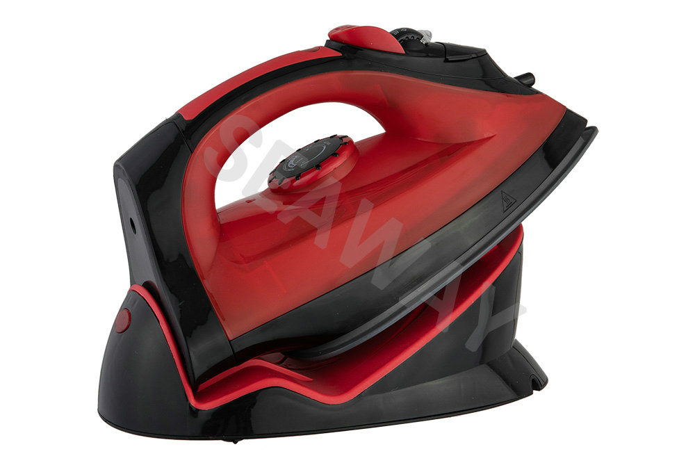 SW-2788B 110 / 240V Tanpa Kabel menggunakan seterika wap