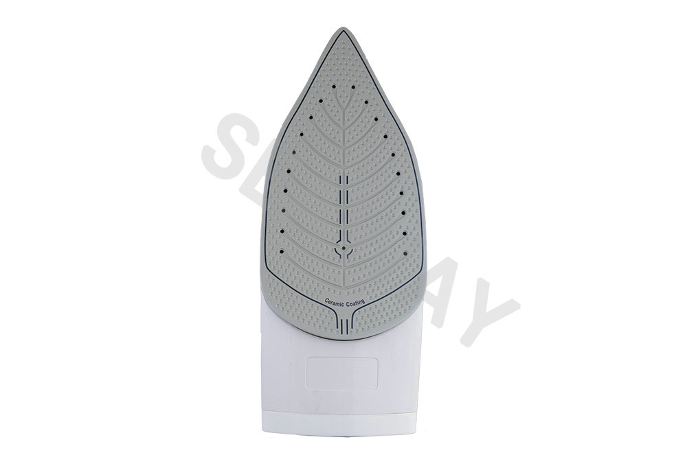 SW-301 2600W Pemegang pegangan lembut seterika wap tidak melekat